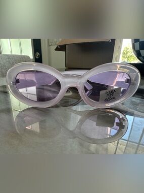 Purple Oval Women's Fashion Sunglasses